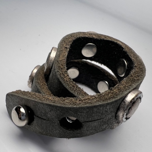 BRAVE Bracelet - Picture 6 of 7